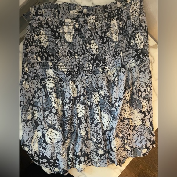 Ganni Smocked Floral Skirt Size 40 - Picture 2 of 5